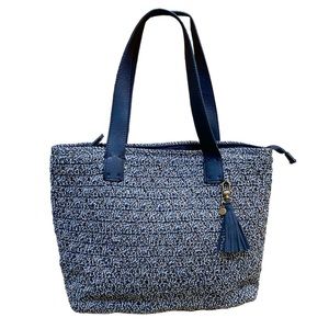 THE SAK CROCHET LARGE 16" TOTE BAG BLUE & SILVER/GRAY BOHO ZIPPER CLOSURE TRAVEL